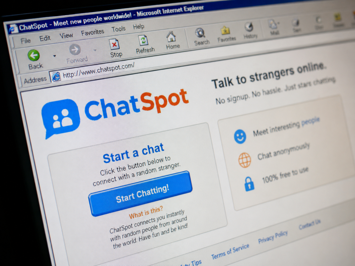Alternatives to Omegle for chatting online on gChat, a modern chat without mandatory registration